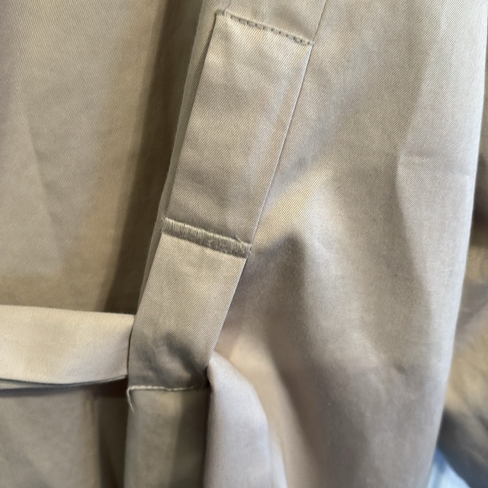 Diane Vin Furstenberg rain jacket - Picture 10 of 12
